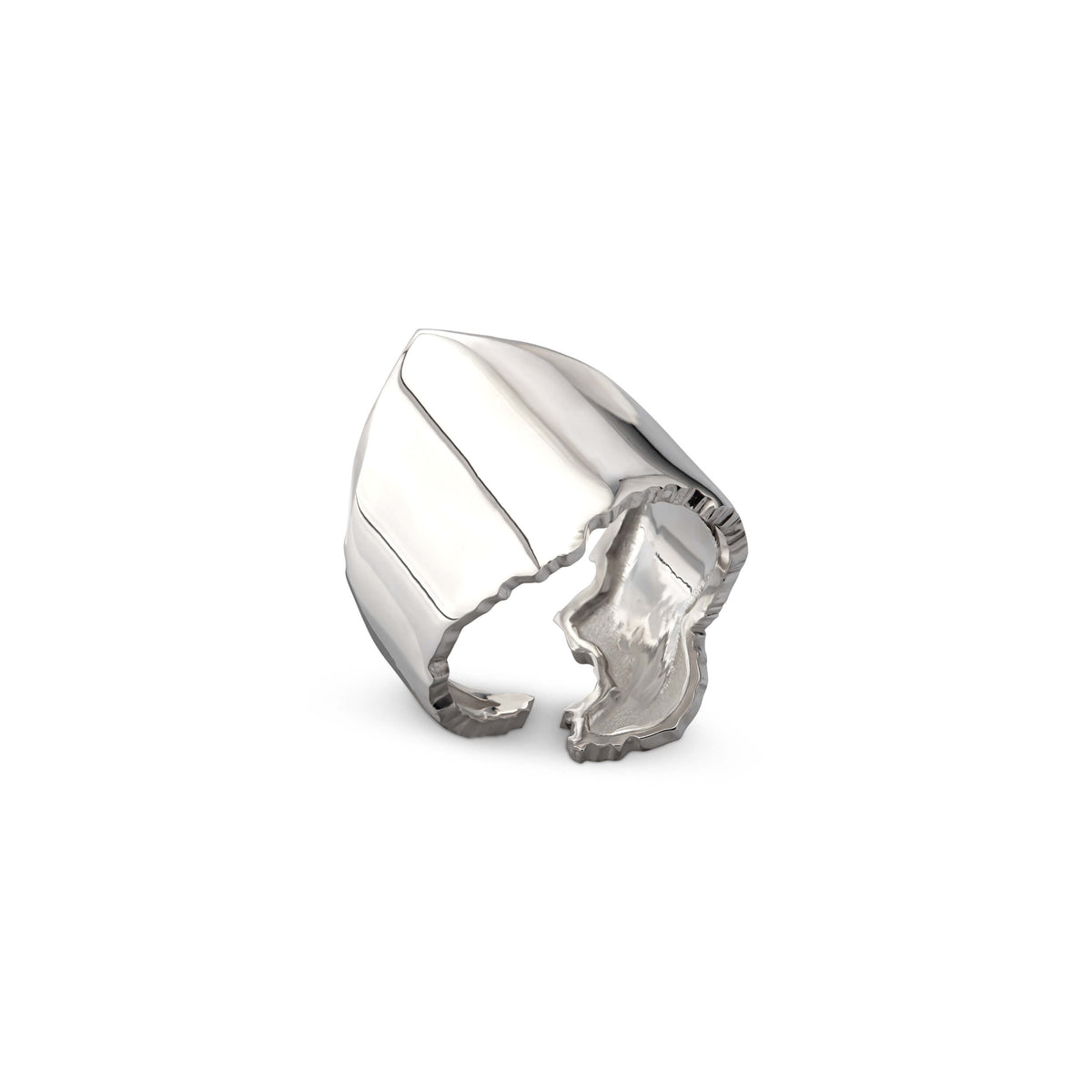 Israel Map Shield Ring in sterling silver, the map of Israel shaped as a curved
shield, by Breindell